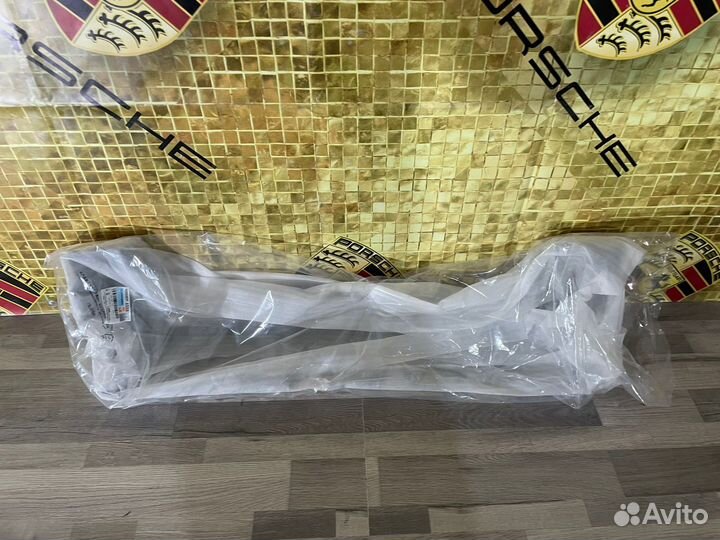 Накладка бампера переднего Skoda Yeti 13-18 Новая