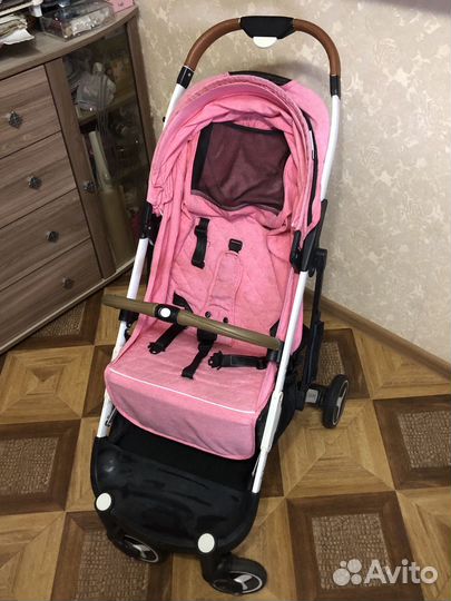 Прогулочная коляска Yoya Plus