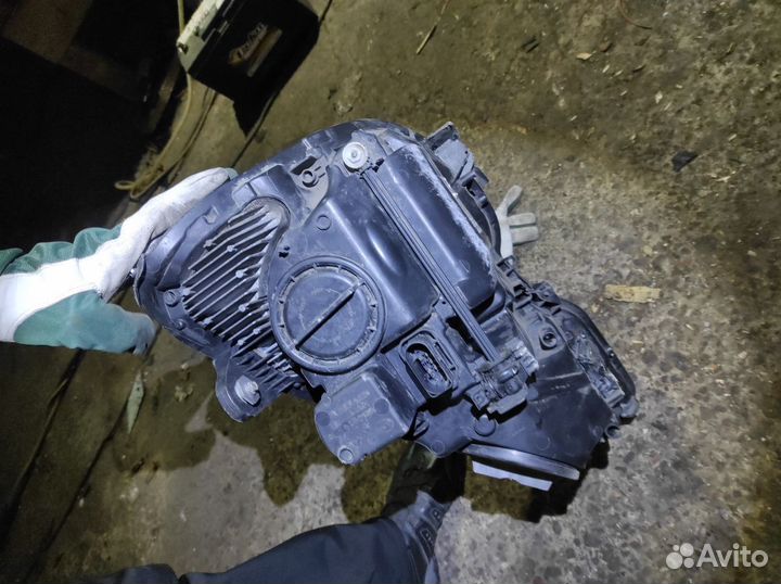 Правая фара bi ксенон mercedes W212 оригинал