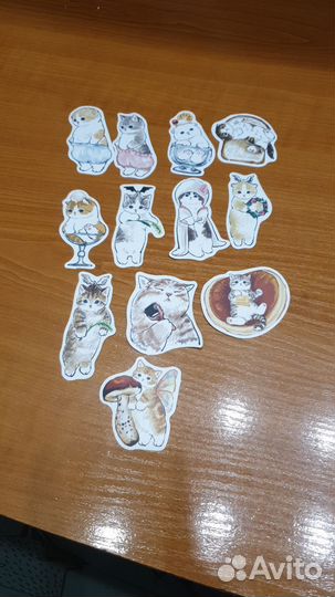 Наклейки коты