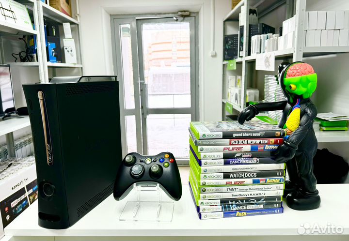 Xbox 360 Elite + джойстик + диски с играми