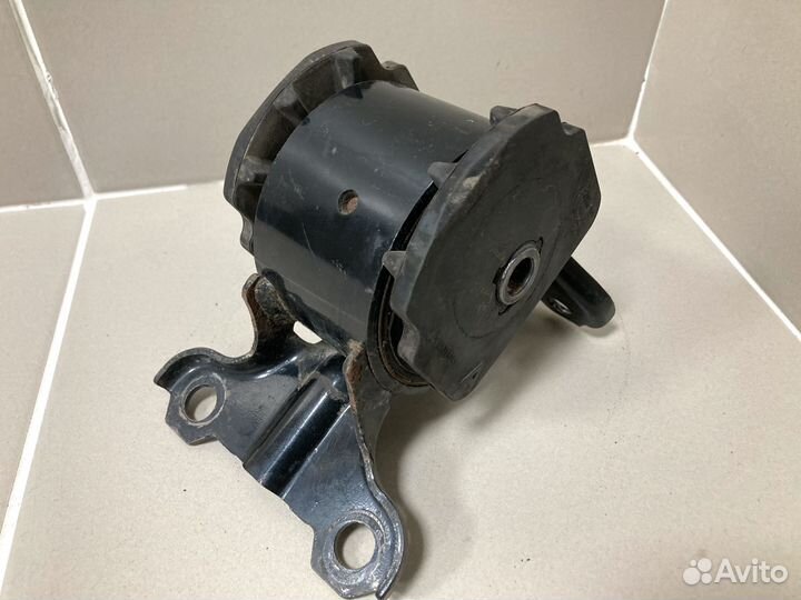 Опора кпп левая Mitsubishi Lancer 10 1,8 CVT