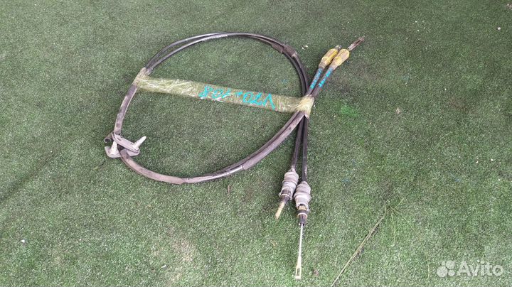 Троса ручника пара Volvo V70R B5254T4 2005