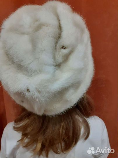 Шапки женские разные