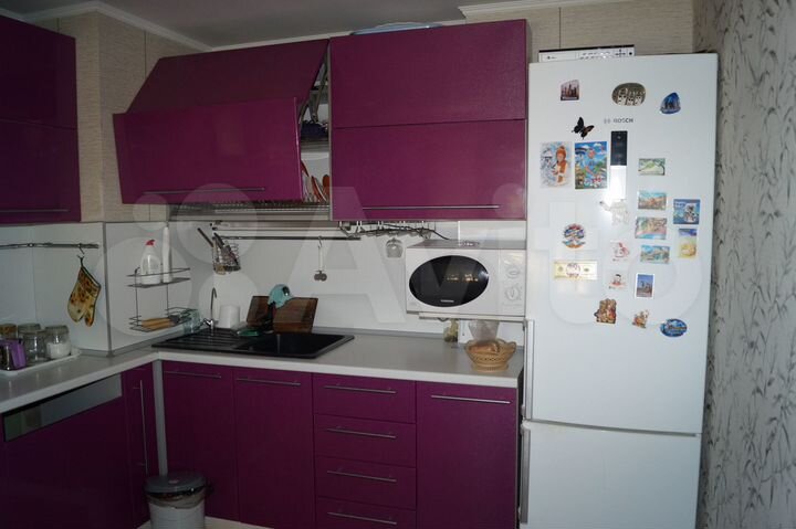 3-к. квартира, 76 м², 1/9 эт.