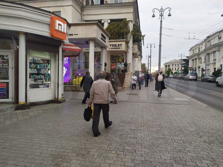 Супертрафик. Торговое р-н Лазарева, 12 м²