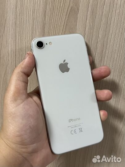 iPhone 8, 64 ГБ