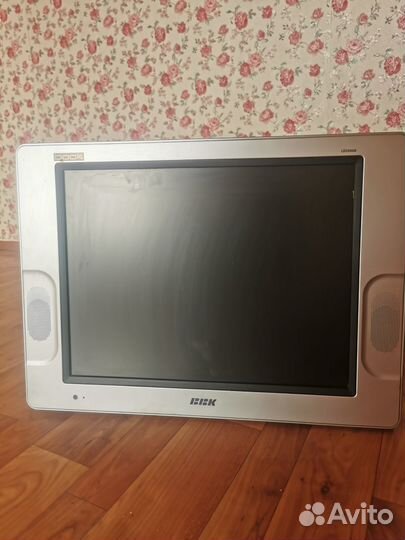 Мультивизор BBK