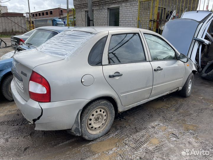 Лада калина стекла боковые