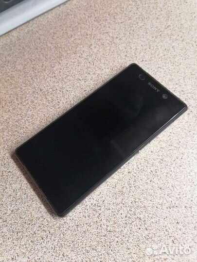 Телефон Sony Z2