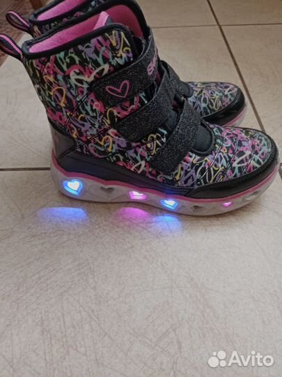 Ботинки на девочку Skechers
