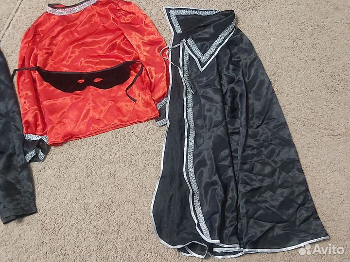 Новогодний костюм Зорро