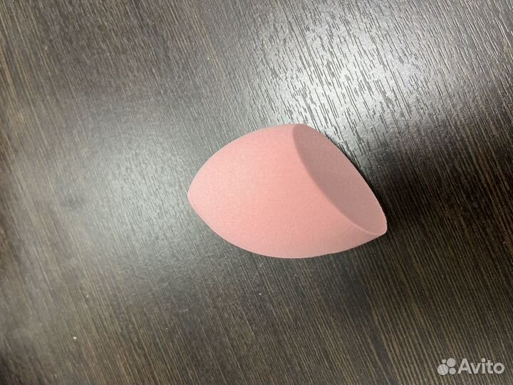 Спонжи и кисти для макияжа