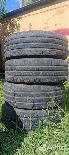 Viatti Strada Asimmetrico V-130 195/60 R15