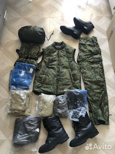 Военная одежда. Набор