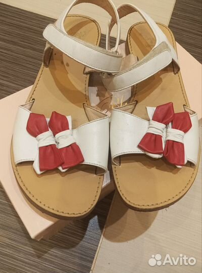Сандалии для девочки 38 размер IL gufo