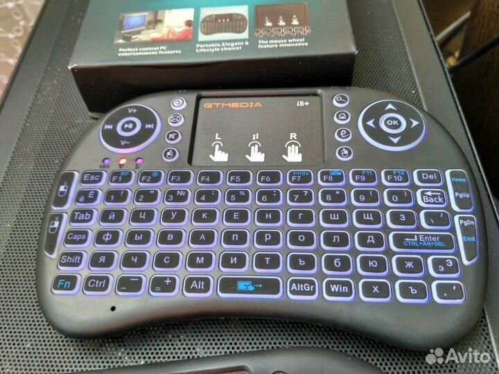 Беспроводная клавиатура с тачпадом