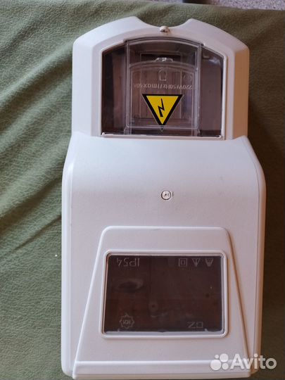 Корпус защита для электрическогосчетчика