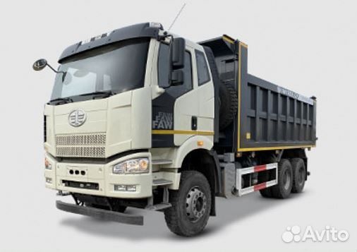 Водитель самосвала