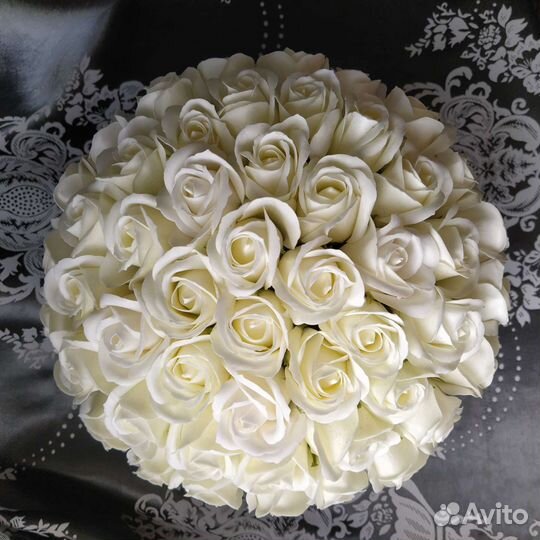Букет из 51 мыльной розы Белый