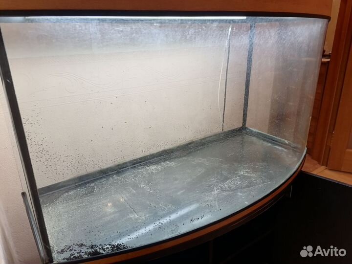 Аквариум 250 л б/у треснула задняя стенка