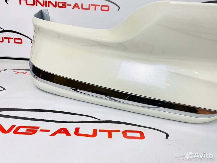 Губа передняя Toyota Land Cruiser 200 B3610