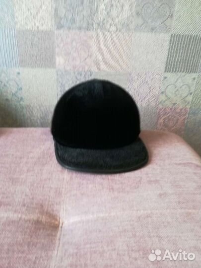 Кепка из нерпы в отличном состоянии
