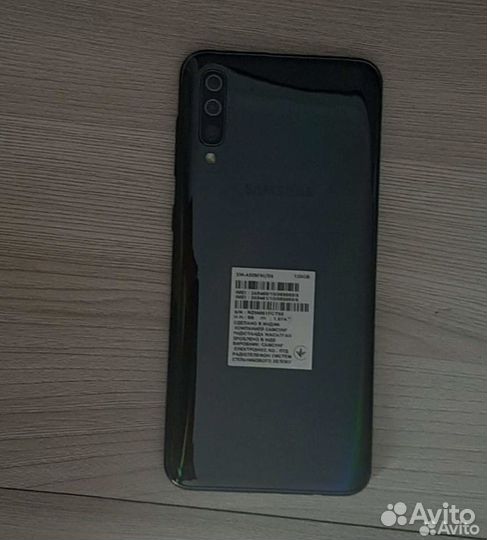 Samsung Galaxy A50, 6/128 ГБ