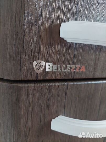 Подвесной шкаф пенал Bellezza