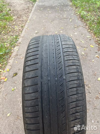 Kinforest KF-550 275/45 R21 111Y
