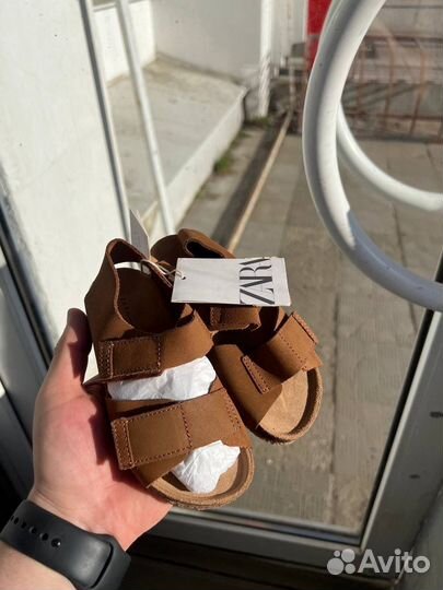 Сандалии zara нат. кожа 20.21.22.23.24.25