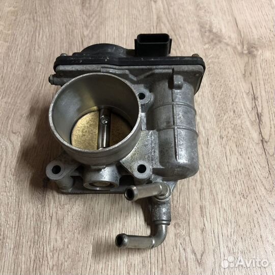 Дроссельная заслонка Renault Megane 3