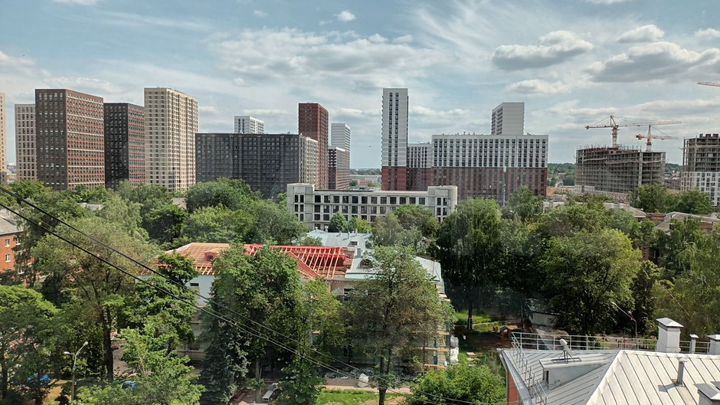 2-к. квартира, 54 м², 9/9 эт.