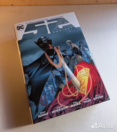 The Fifty-Two (52) Omnibus DC English Original