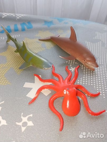 Фигурки животных, птиц, насекомых (наборы)