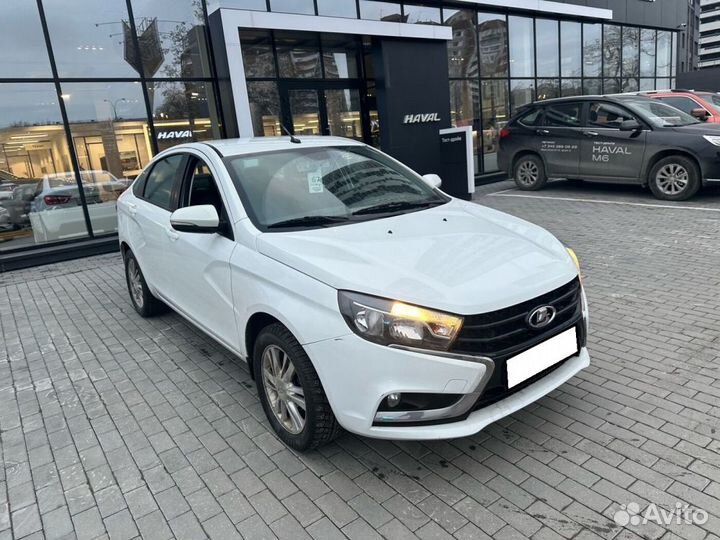 LADA Vesta 1.8 AMT, 2018, 68 775 км