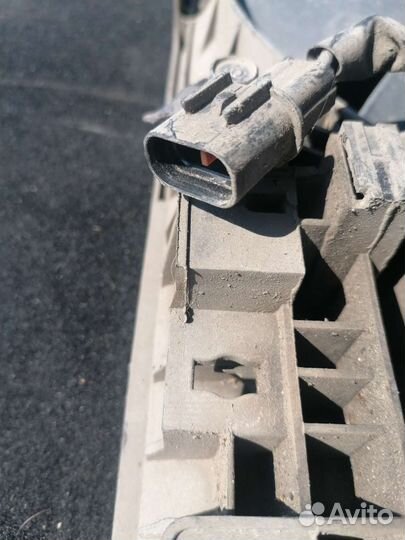 Вентилятор радиатора диффузор Mitsubishi Lancer X