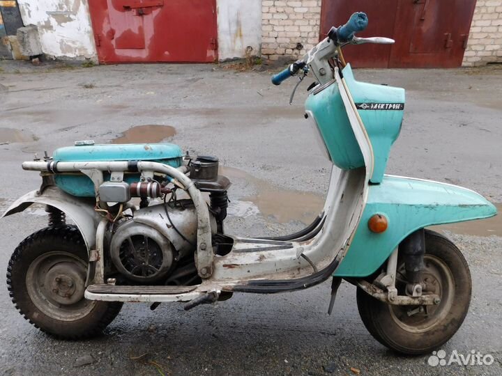 Мотороллер Вятка Электрон