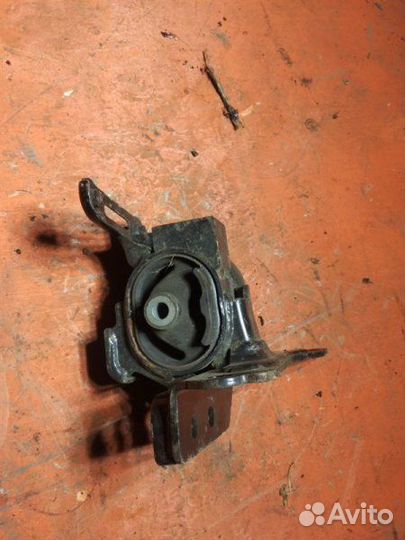 Подушка двс левая Toyota Corolla Fielder NZE144