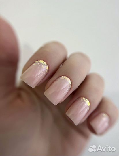 Маникюр / педикюр Адлер