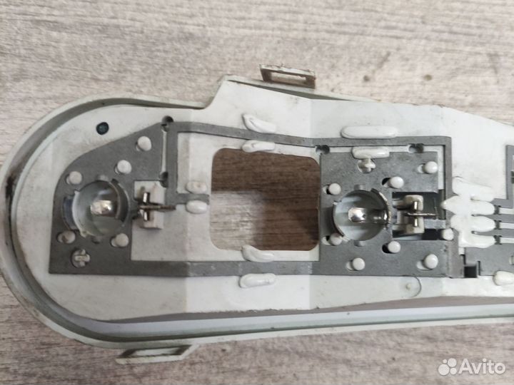 Плата заднего правого фонаря Ford Fusion