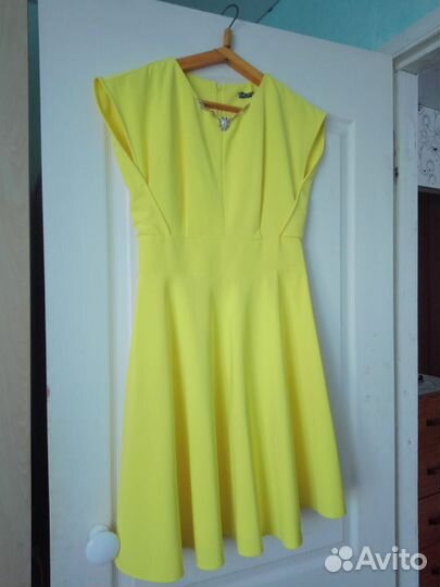 Платье женское 44 46