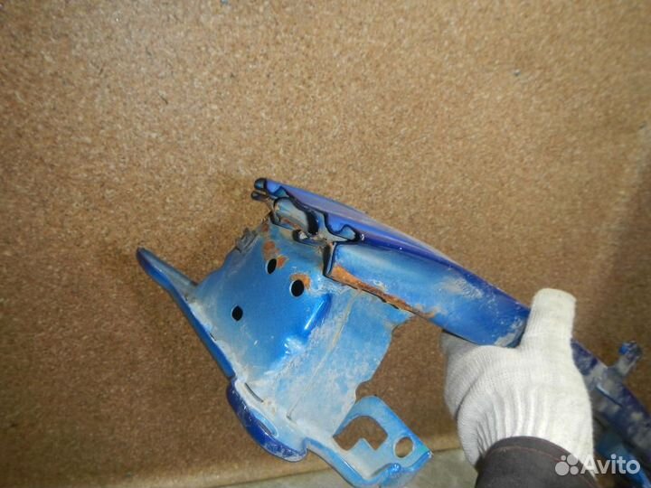 Усилитель переднего бампера Geely Coolray