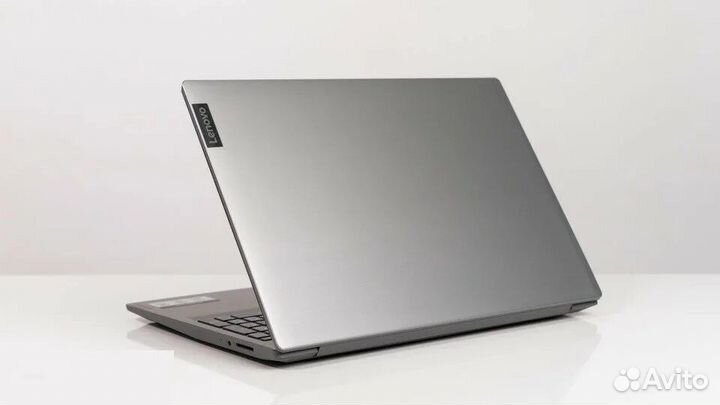 Ноутбук Lenovo ideapad S145 15api
