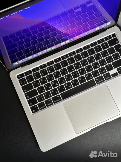 Apple MacBook Air 13 2020 - M1 8/256 - 91 акб
