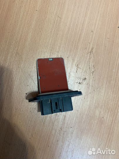 Реостат печки mazda demio DY3W