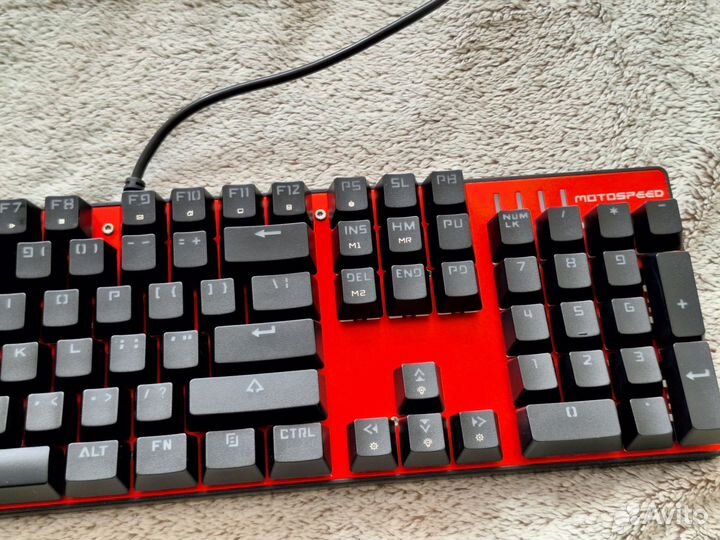 Игровая клавиатура motospeed