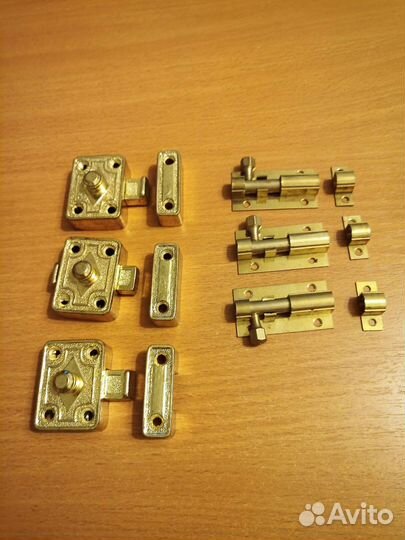 Латунные шпингалеты и петли