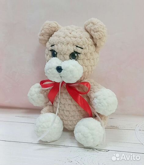 Мишка вязаный