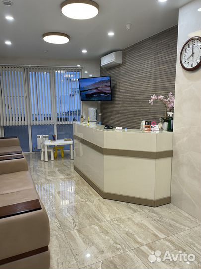 Требуется врач стоматолог- универсал